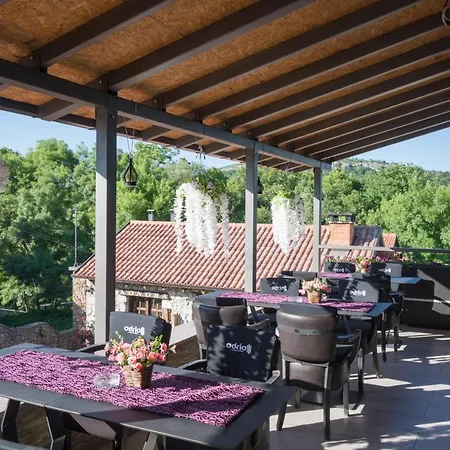 Adria Centar Kocusa * Ljubuski