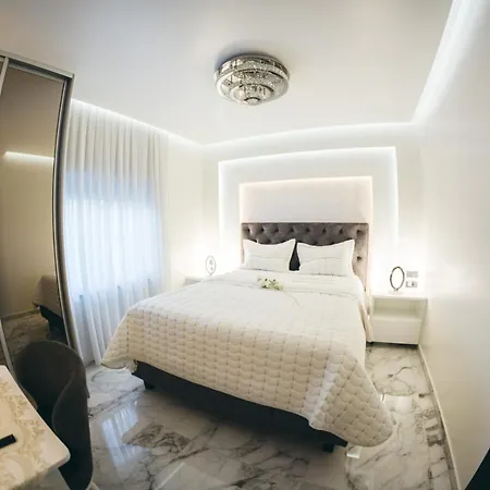 招待所 Adria Centar Kocusa 4*