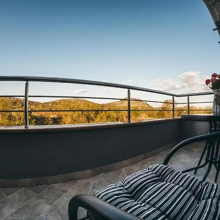 Adria Centar Kocusa 招待所 Ljubuški